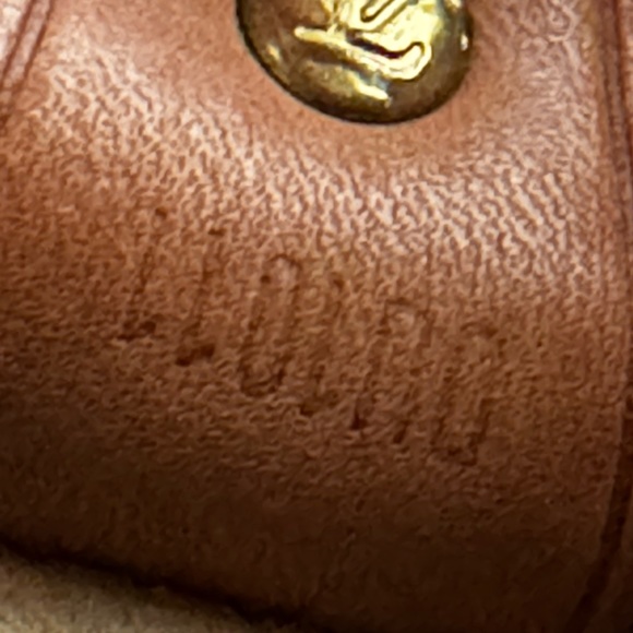 Louis Vuitton Crossbody Bag Monogram Canvas - Picture 3 of 11